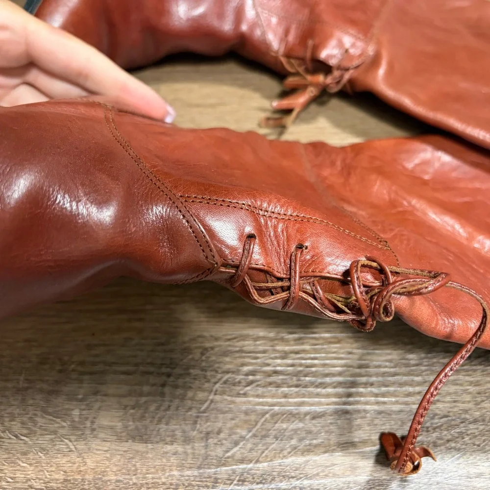 Victorian Liz Claiborne Vintage Leather Tall Boots Made in Italy Size 6 M